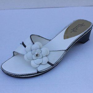 White flower sandals